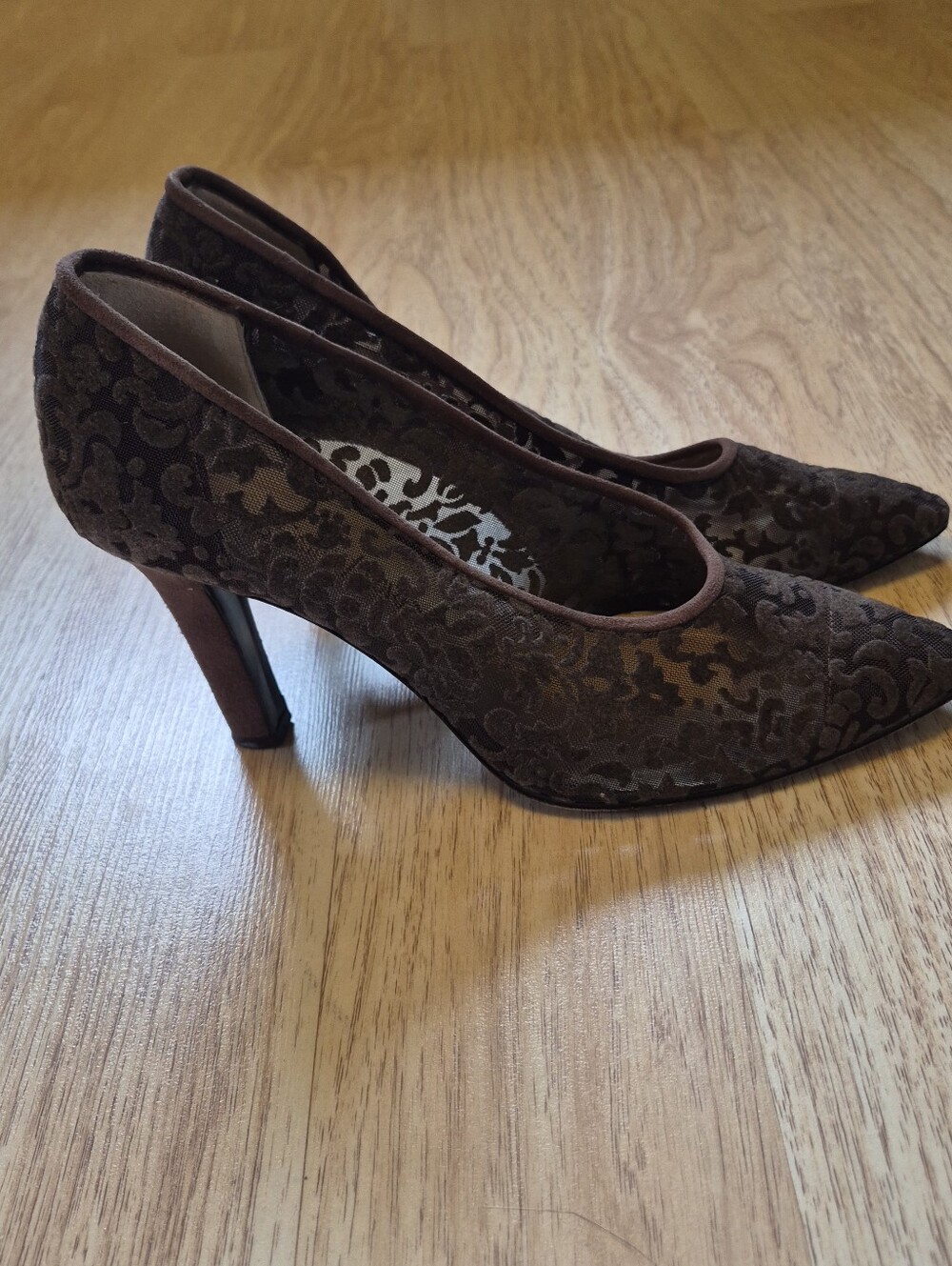 Yves Saint Laurent Brown Brocade Laced Pointed-Toe Heels
